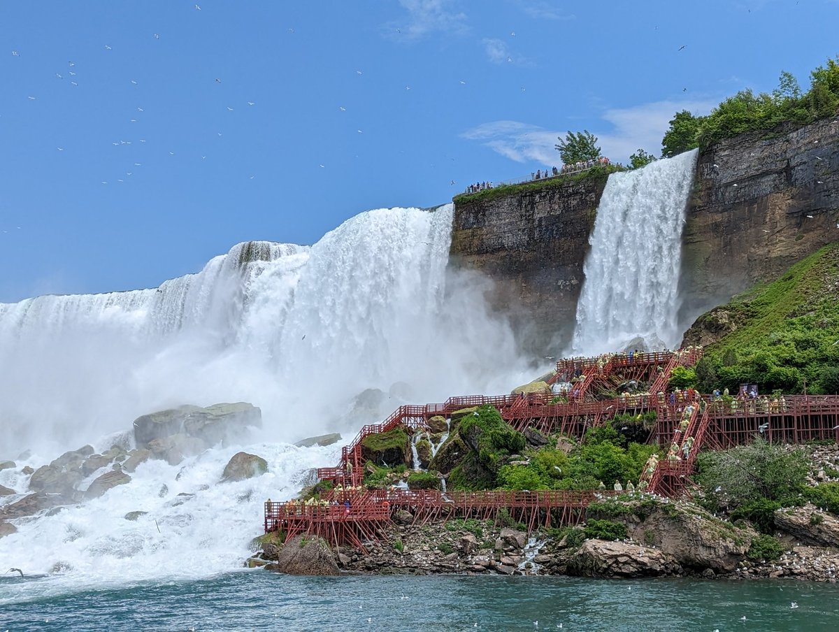 sorensonbhm's tweet photo. @spann Niagara Falls, June 13. Cool and comfortable. https://t.co/vV0QdZOxUd