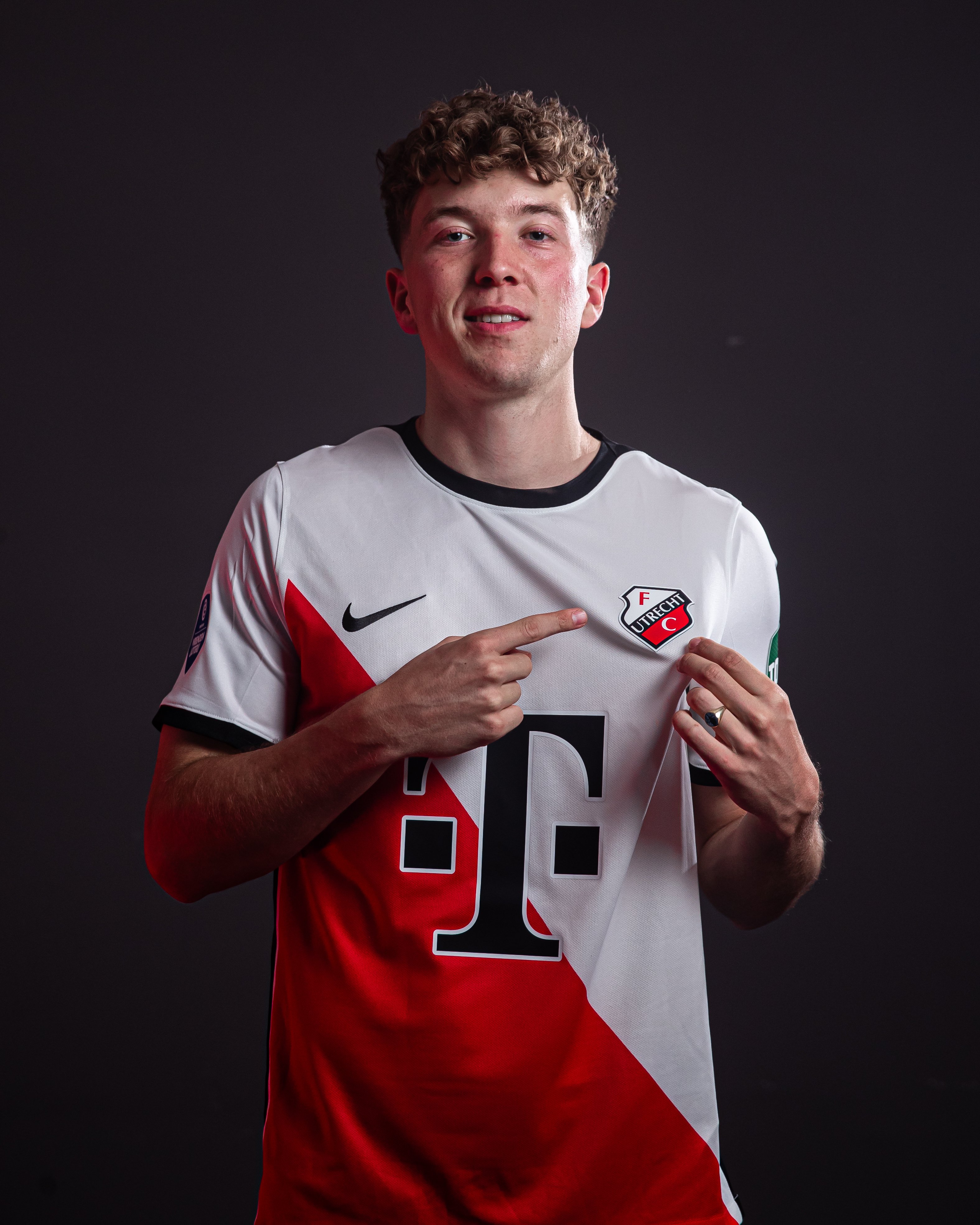 Uitshirt fc utrecht 2025 2020