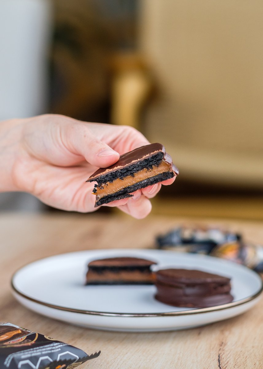 📷Rellenos del más rico dulce de leche y bañados con un exquisito chocolate.

📷Hechos para disfrutar