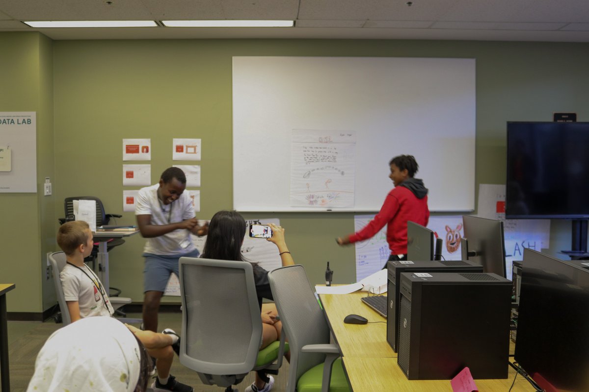 Baylor Libraries tweet media