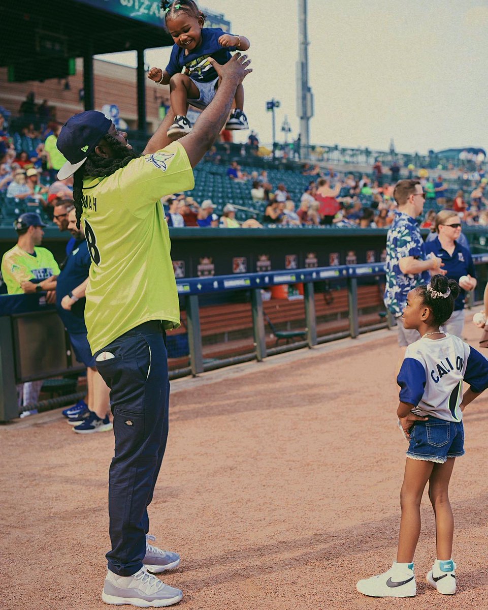 "Never allow the fear of striking out keep you from playing the game." - Babe Ruth ⚾️ 

Thank you <a href="/ColaFireflies/">Columbia Fireflies</a> for having me there to throw the “Ceremonial First Pitch” it’s an honor to be recognized in the city I grew up in!