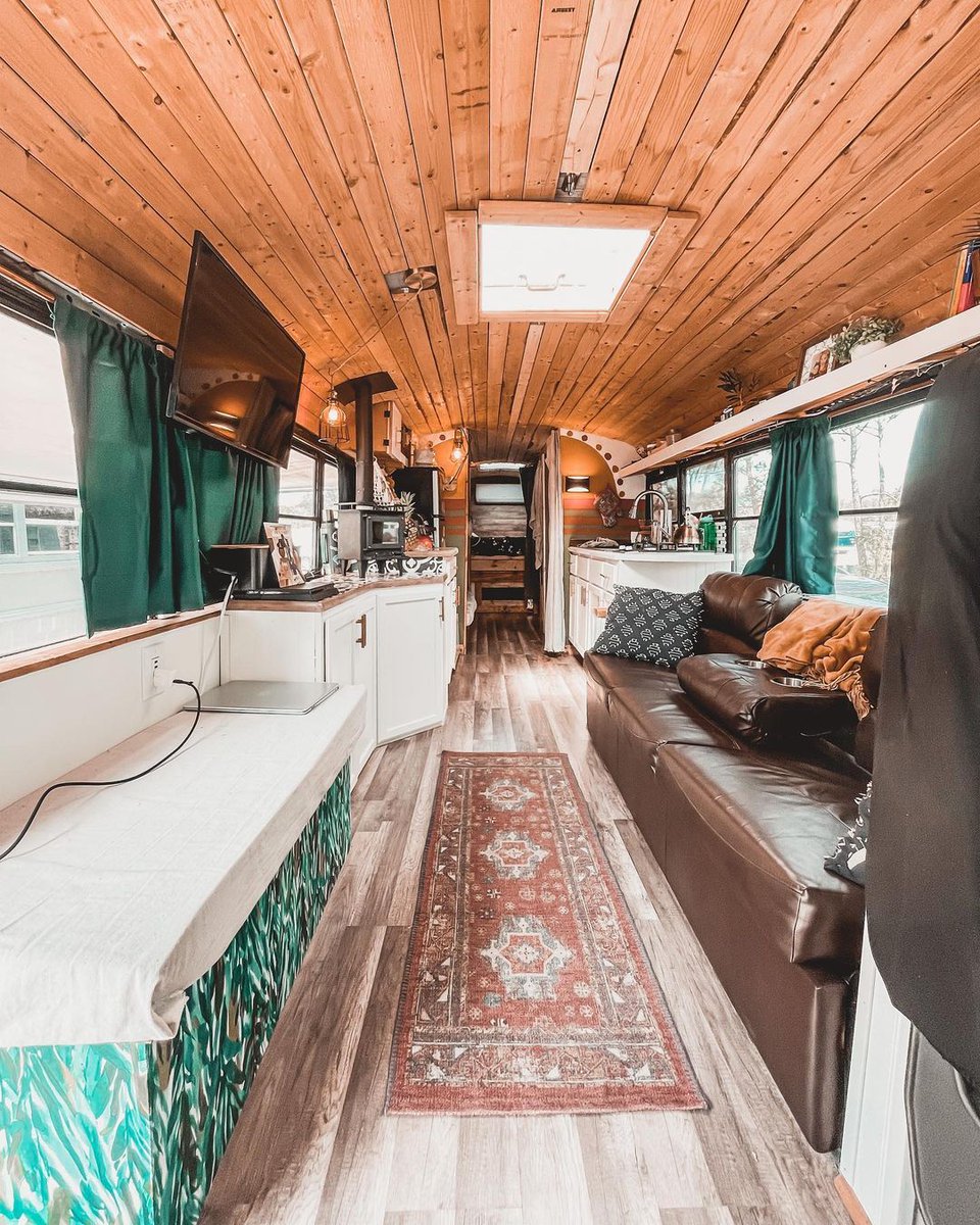 CubicMiniStoves's tweet photo. Does it get better than this?
A truly exquisite conversion courtesy of @beautheskoolie
-
Home ๐๐ซถ๐ผโจ
#busconversion #skoolielife #skooliebuild #lifeontheroad #woodstove #cubicminiwoodstoves https://t.co/7vtCTsjKAa