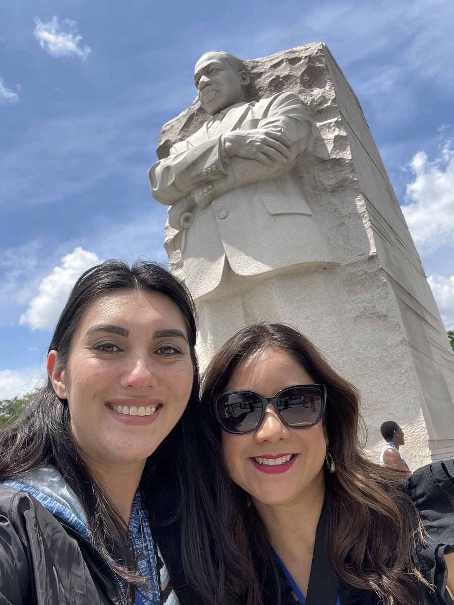 MLK Memorial with <a href="/LCortezGUSD/">Laura Cortez</a> ! #vvmstodcny2023 <a href="/zjgalvan/">Dr. Zandra Jo Galván 🩷</a> <a href="/VistaVerdeGrizz/">Vista Verde</a> <a href="/GUSDEdServices/">Greenfield Union SD</a>