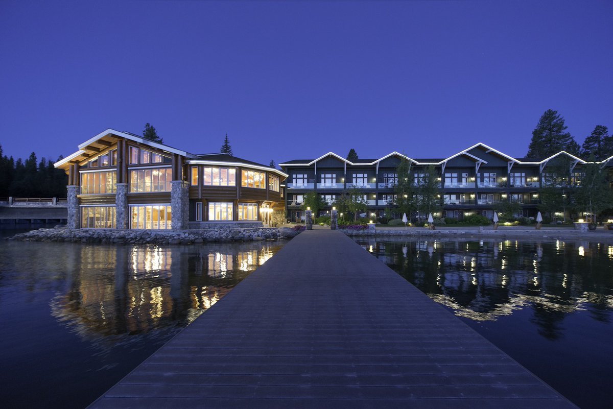Diamonds are forever, and so are the memories made at Shore Lodge. 💎

Our 75 Years of Love Package will set the mood for your getaway with a dozen roses placed in your room and a spread of dark chocolate truffles.

To book or to learn more, visit: ow.ly/FIf950OMhIt.