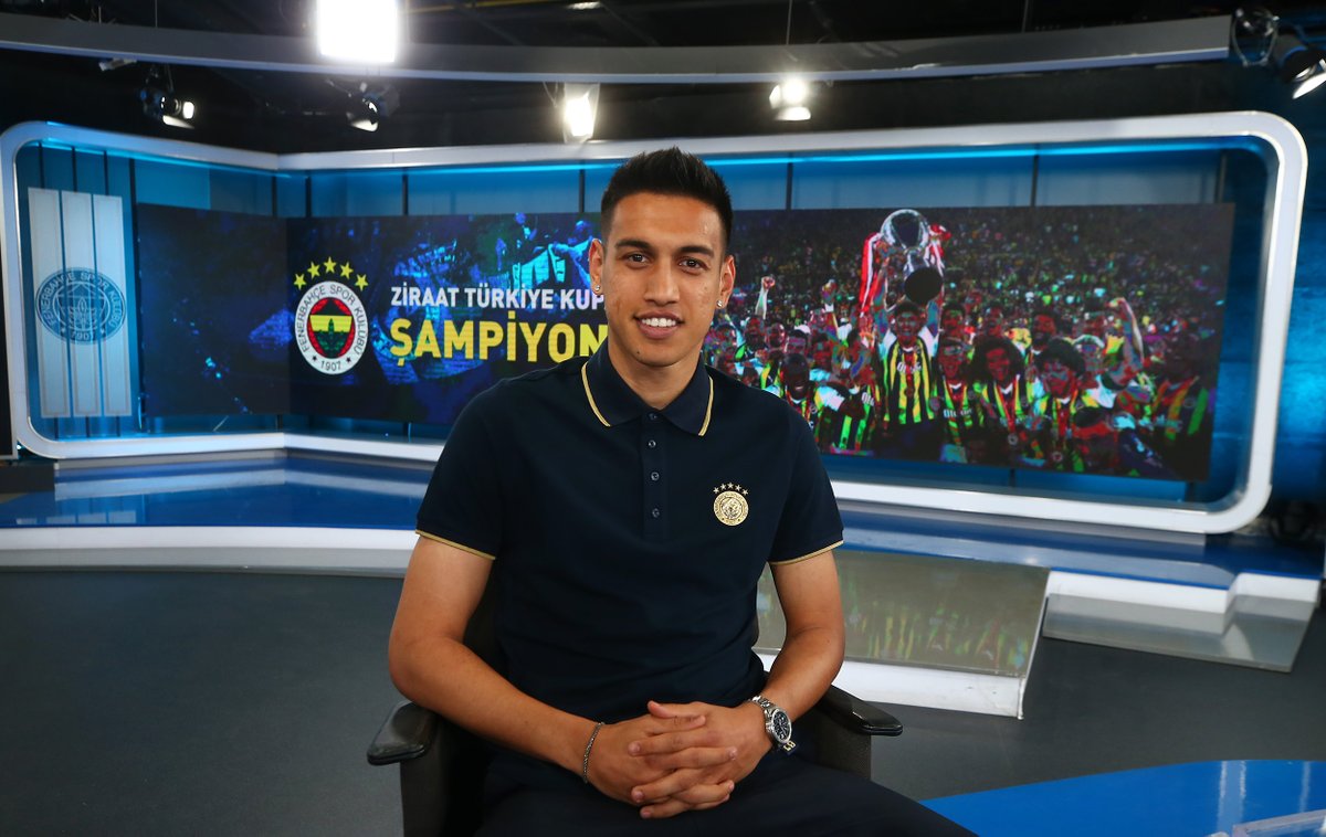 İrfan Can Eğribayat, <a href="/fbtv/">FBTV</a>'de yayınlanan ‘Günün Röportajı’ programının konuğu oldu.

💬 İrfan Can: "Taraftarımız önümüzdeki sezon da bize inanmaya devam etsin çünkü biz onlara inanıyor ve güveniyoruz. Bu güzel aile ortamı içerisinde nice kupalar kazanabiliriz." 

🔗