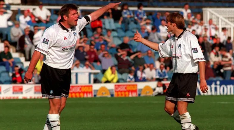 TheSwanPortal's tweet photo. Vintage strip 96/97. 

Jan Molby &amp; Coatsey 😍 https://t.co/n4gK9Mtcax