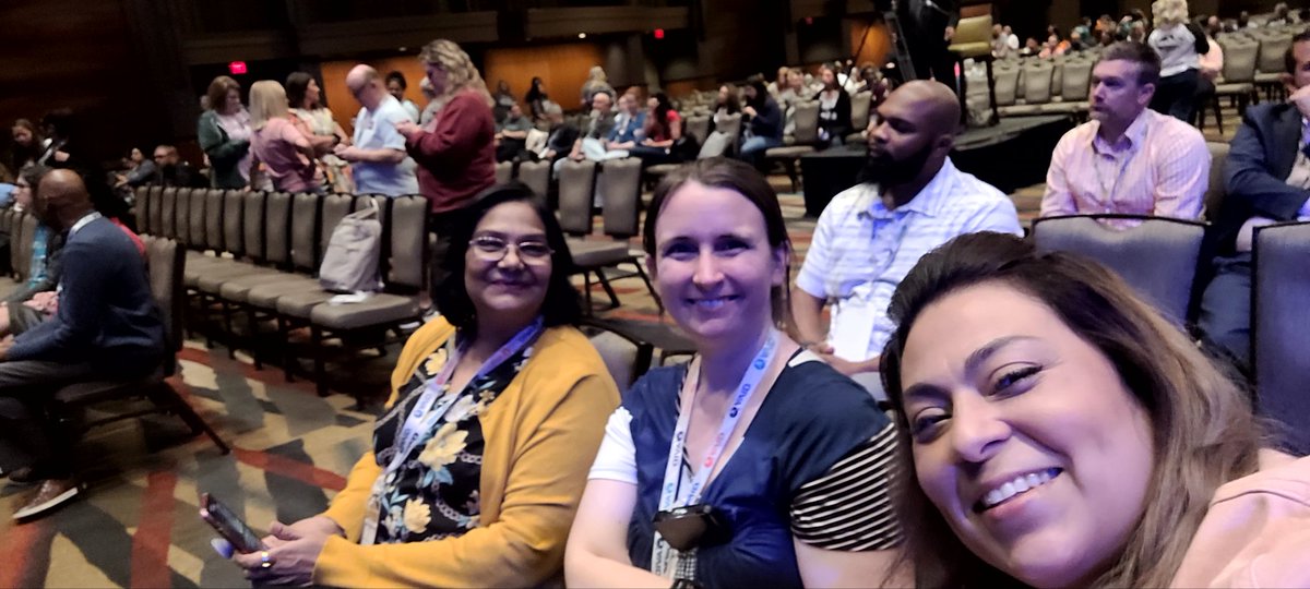 ramirezcarmen06's tweet image. AVID ROCKS!!!
GETTING OUR BATTERIES CHARGED and Learning great things for next year!! Bringing possibilities to all students!
#AVIDEXCEL #Avid #AVID4POSSIBILITY
@AVIDGISD @Hudson_Hawks