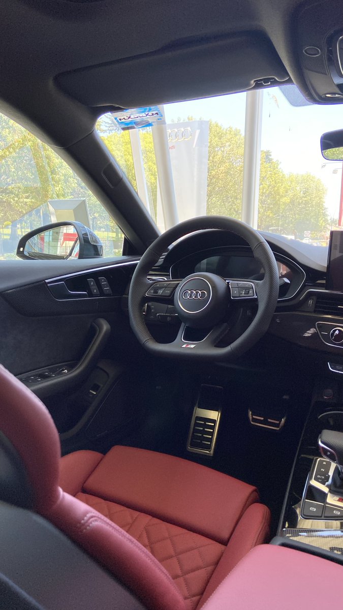 AudiToluca's tweet photo. Poderoso y atractivo S5.
El Audi S5 Sportback cuenta con un motor 3.0 con tecnología TFSI, tracción quattro y acelera de 0 a 100 km/h en tan solo 4.7 segundos.
Sorprendente desde cualquier ángulo. https://t.co/Ztk3NrSH4y