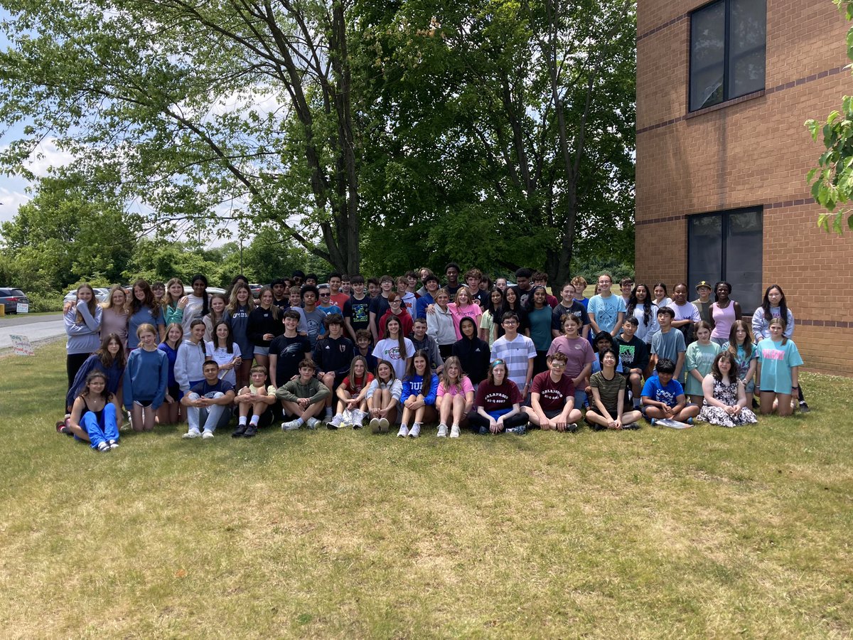 The 8th Galapagos Team for 22-23 school year!! Such a great group of kids. I am so proud to be their teacher 💙🥹🫶🏼 #gvfeeling <a href="/GarnetValleySD/">Garnet Valley SD</a>