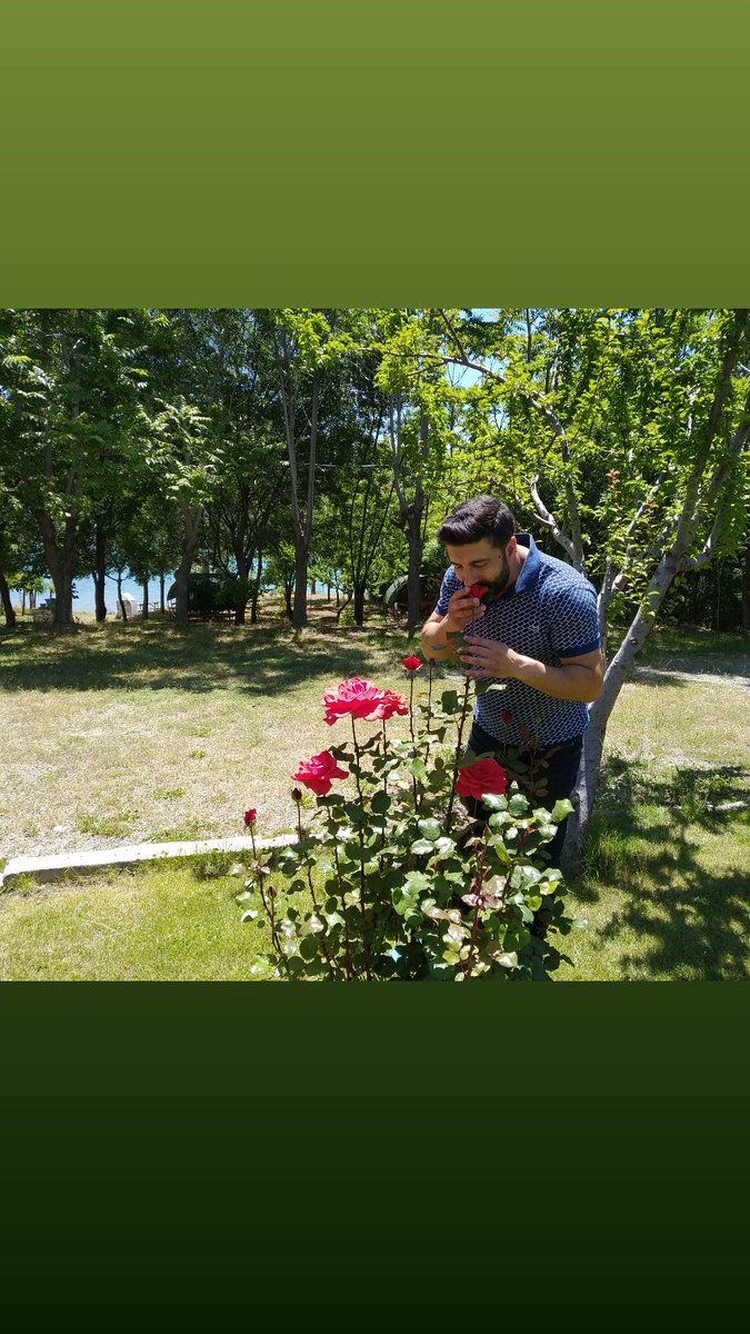 polisiyeroman's tweet photo. Kokusu, o an hayatı çok daha güzelleştiriyor♥️ https://t.co/TZels1Hl52