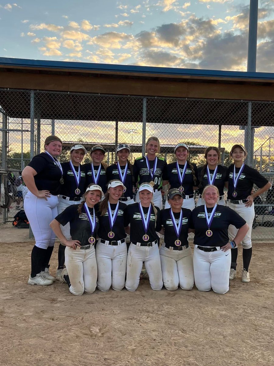 Midwest Speed 18U National Hall tweet media