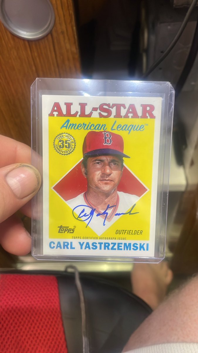 Carl Yastrzemski on card auto HOF Red Sox 🔥 $150 shipped (below comps) @LAcarddude @RedSoxLife