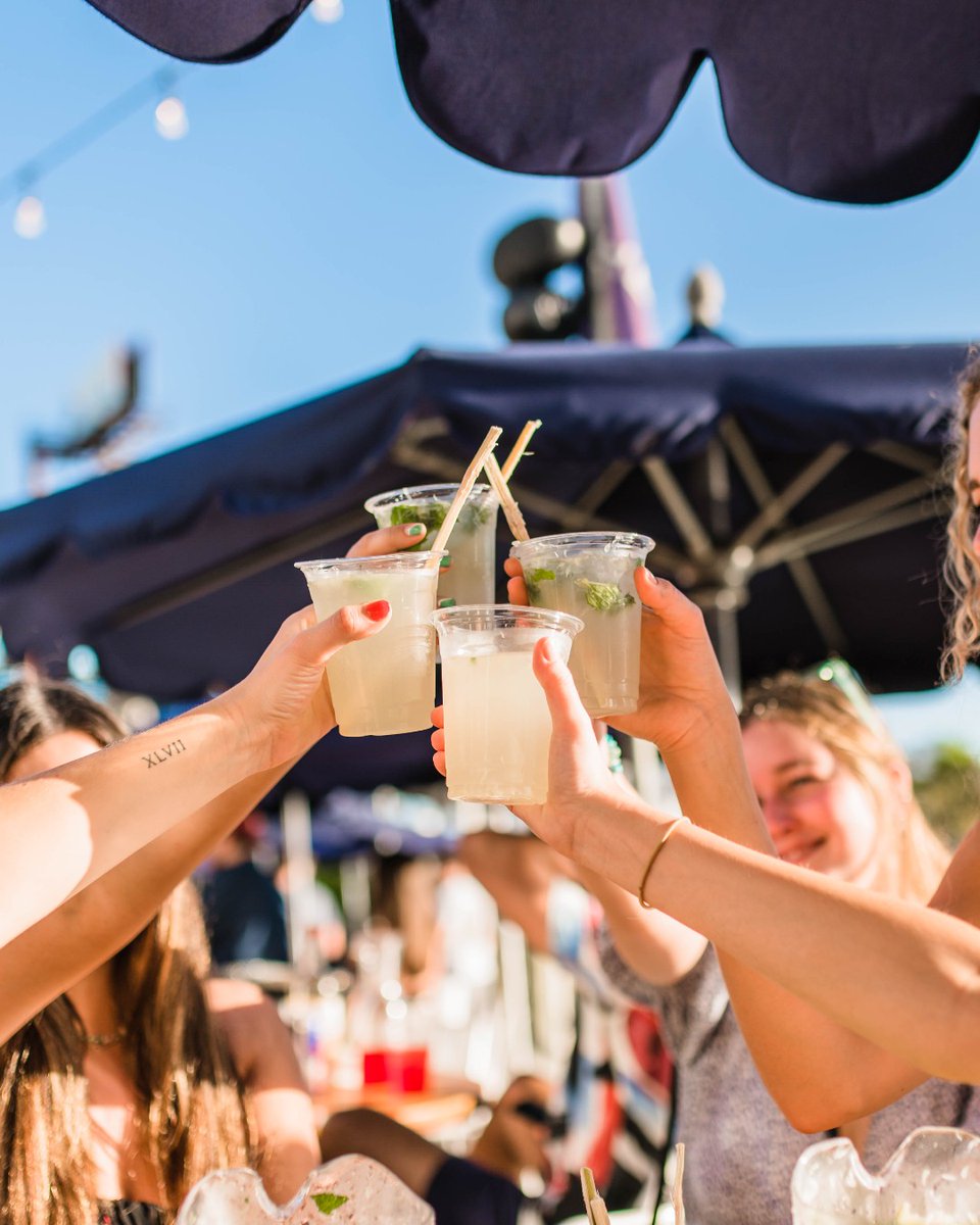 Counting down to #BeatTheClock⏰ Join us Thursday for $4 mules, mojitos and margs starting at 4pm with prices going up $1 every hour until 7pm!🍹