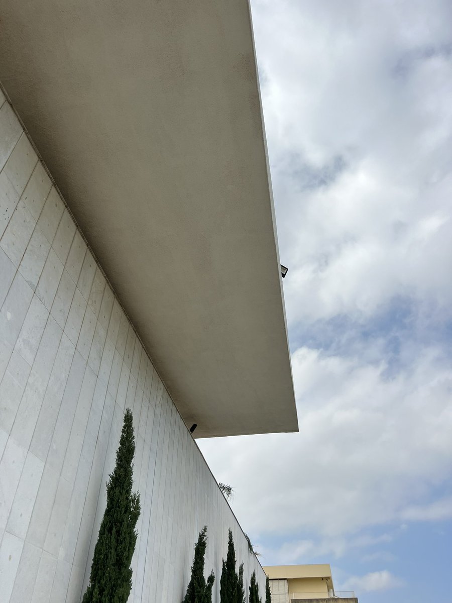 samiraezzo_'s tweet photo. It was an honor to have had a guided architectural tour today by Mr. George Arbid about the Residency of the Brazilian Ambassador in Baabda. We had the chance to meet the wife of the ambassador as well, as she explained about her book and art collections! https://t.co/rY7clnGzTt