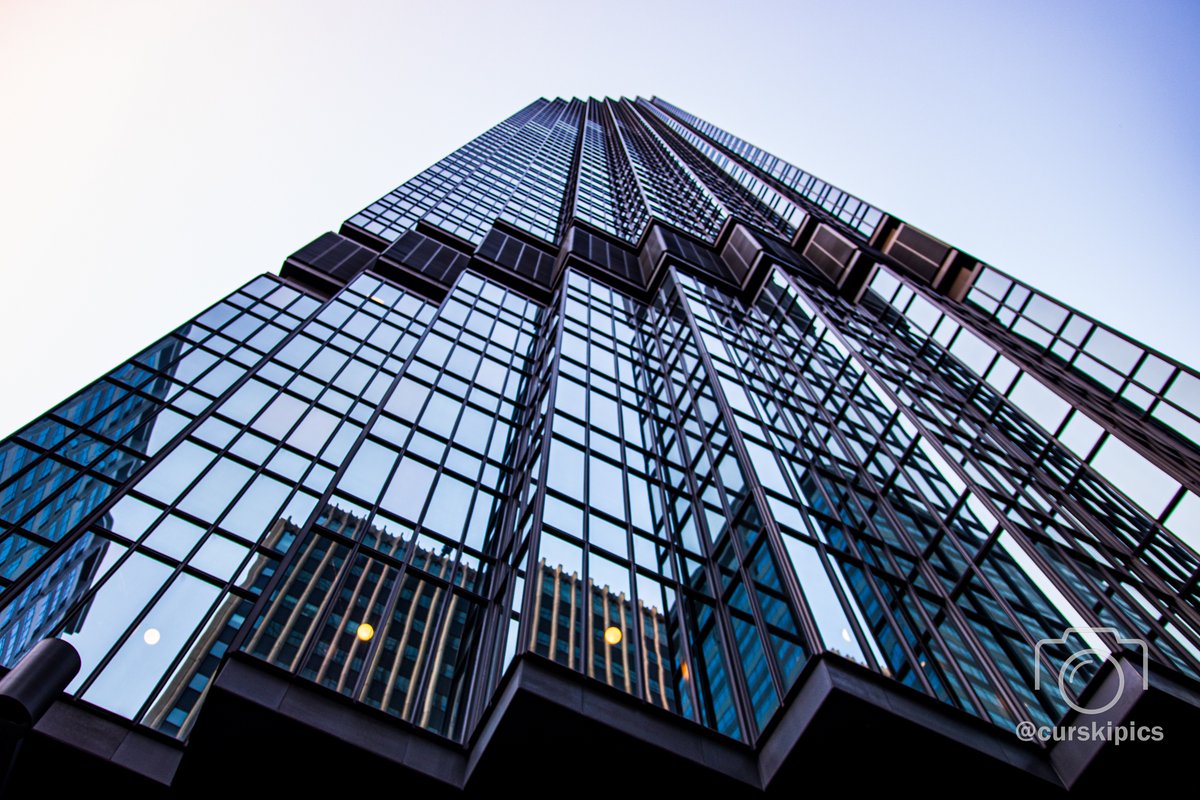 Looking up!  The @IDSCenter in Minneapolis a few weeks ago

#idscenter #minneapolis #minnesota #lookingup #skyscraper #tall #building #tallbuildings #city #lines #leadinglines #downtownminneapolis #reflection #cityphotos #photography #minnesotaphotographer #downtown #pentax