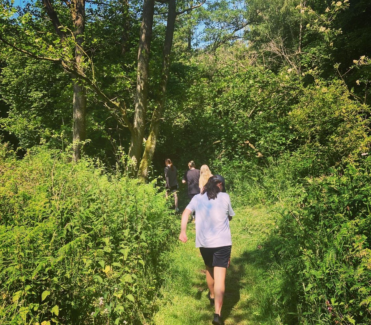 SandhighPE tweet media