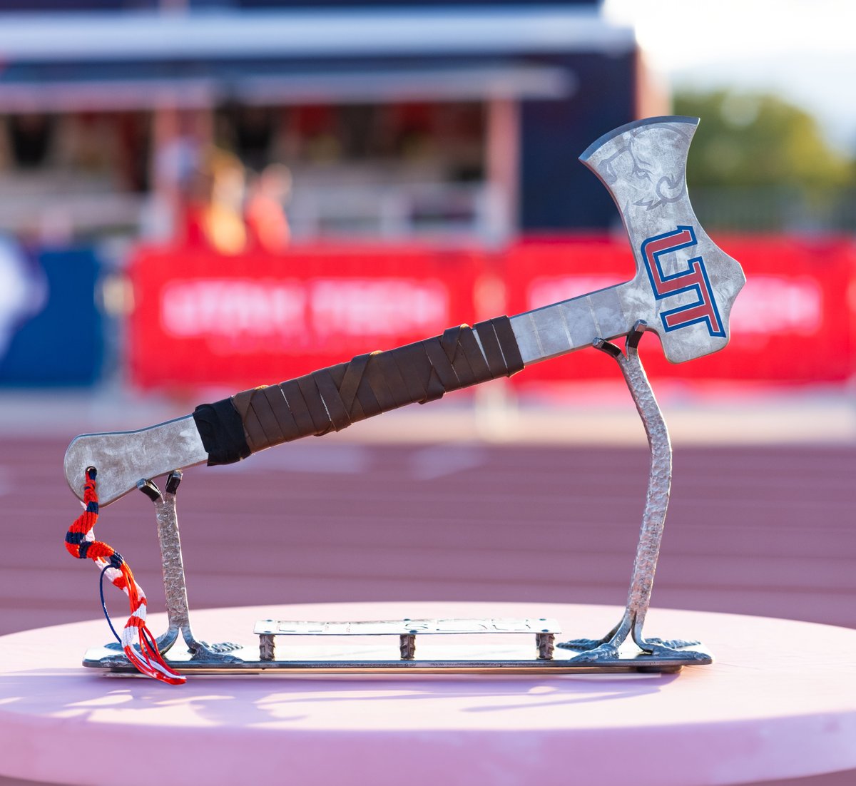 utahtechu's tweet photo. Remember when @utahtech_fb brought back the Victory Ax to campus at Homecoming with their win over the T-Birds!?! We love this 60 year old tradition that was reborn last year. Go TrailblazersβΌοΈ π #battleoftheax #internationalaxethrowingday https://t.co/Ln44bf866u