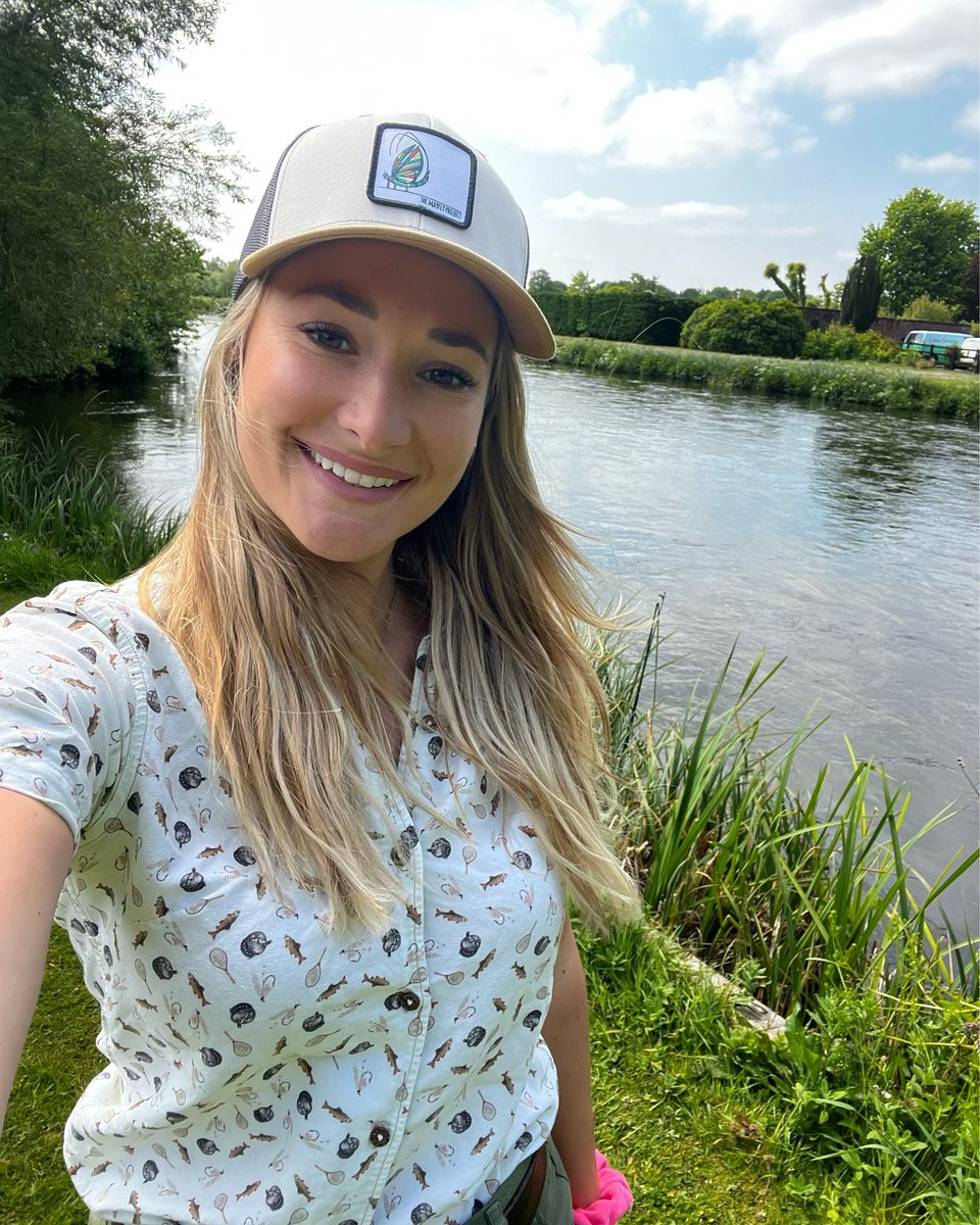 Wearing my new @mayflyprojectuk cap on the Test last week. If you haven’t come across the Mayfly Project, it is a non-profit organisation that teaches foster children to fly fish. To read more about it visit: themayflyproject.com/london-united-… #mayflyprojectuk #mayflyproject