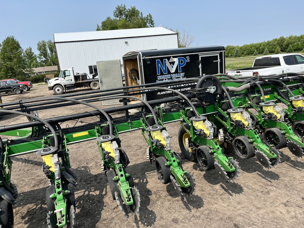 KippenAndrew's tweet image. .@NValleyP2 in Killarney Manitoba working on a DB90 one down one more to go for today