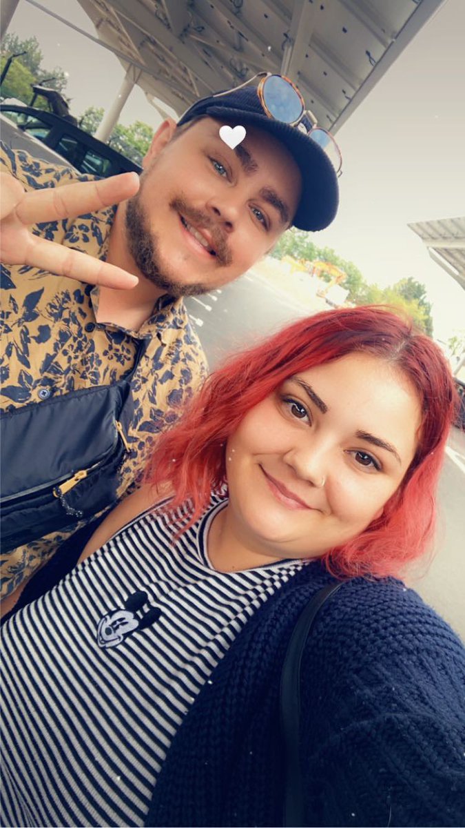 RosaliePanda's tweet photo. Trop contente d’avoir pu rencontrer ces deux la.
Très admirative de leur travail. 
Ils ont été super gentil. Merci beaucoup à vous deux.
Maxime le best mais aussi 
gros coup de cœur sur Étienne déjà depuis son arrivé sur la chaîne mais la encore plus. 😍😊❤️ https://t.co/cBAXwW4H8z