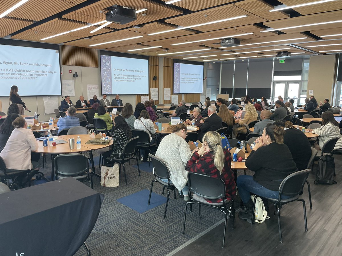 Courageous conversation by our panel, focusing on the “The Intersection between Ethnic Studies & Policy” on Day 2 of the #EthnicStudies Learning Institute by board members from @FontanaUnified @EtiwandaSD @CJUHSD @MorenoValleyUSD & @SBCountySchools #CommunityEngagement