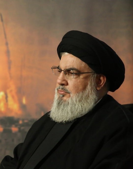 LaylaAllathkani's tweet photo. منذ نُعومة أظافرنا وانتَ تقود بنا، لا السفينةُ انحرفت ولا الشِّراع اهتزَ.. https://t.co/TQCd7W96LM