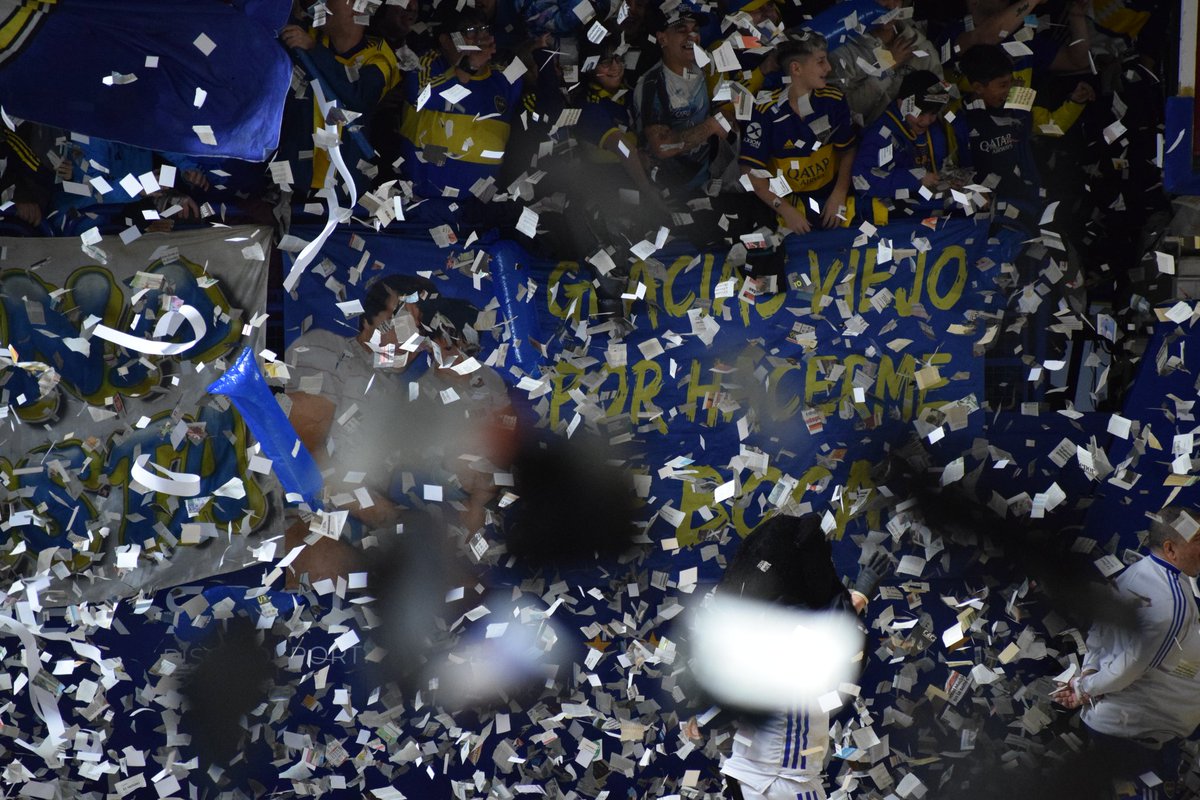 elessar75's tweet photo. Paso un tiempo!  Aca estamos @LigaNacional .
5858 días o 836 semanas o 192 meses.
BOCA...💙💛💙 https://t.co/LHRZRb2GCw