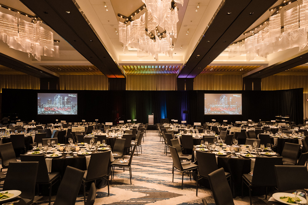 HammerTechGLBL's tweet photo. Enjoyed Pride at the BuildOUT California Gala. Congrats Kabri Lehrman-Schmid @HenselPhelps on Community Impact Award! Advocacy fosters on-site safety. Learn more: https://t.co/FT17ftYAY8 #constructionpride #buildout https://t.co/mQaCxnMBmX