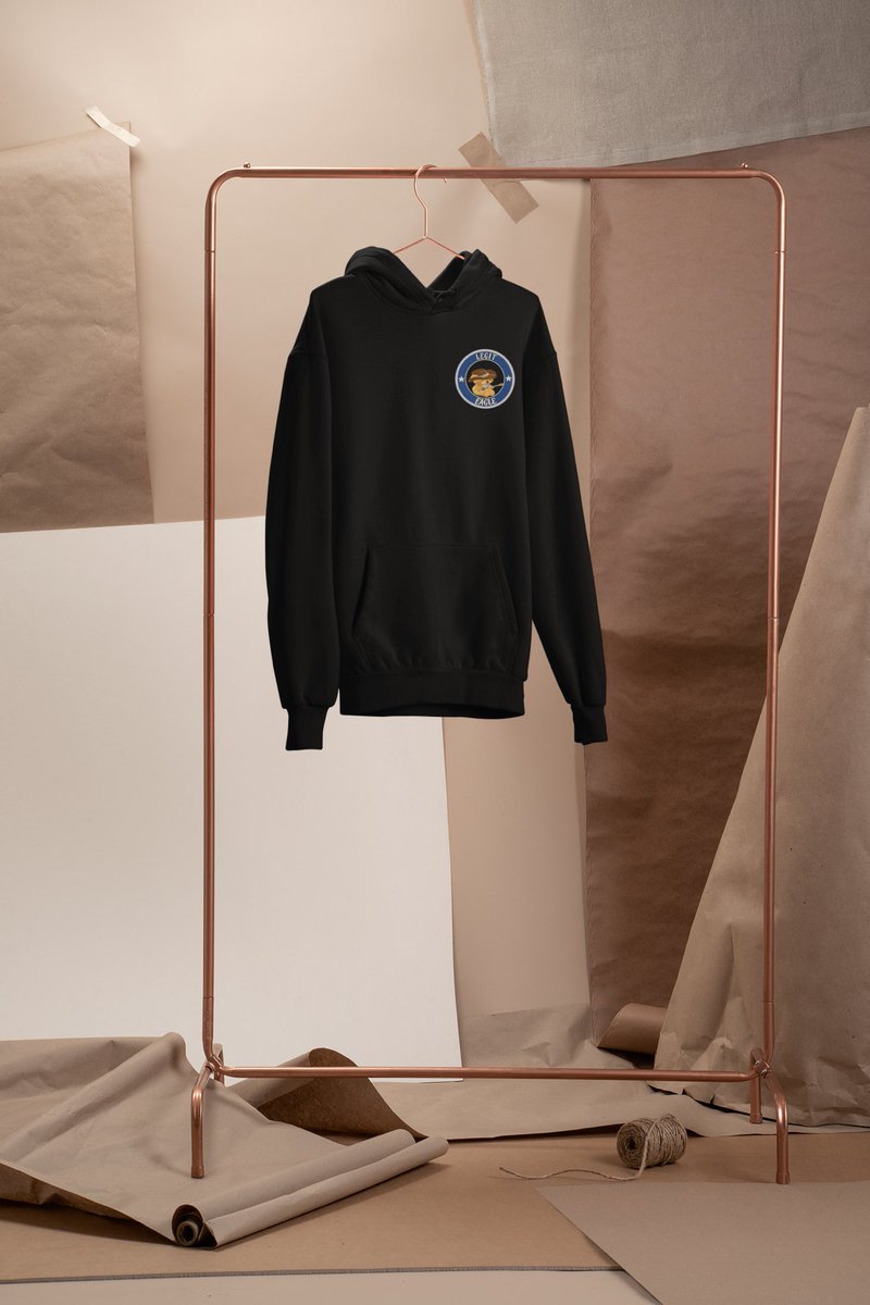 legiteagle's tweet photo. https://t.co/jbLKZyBg0F  This classic crew-neck sweatshirt is an essential basic for anyone’s wardrobe. The ribbed cuffs on the sleeves and waist are reinforced, and the high-quality cotton ensure that you’ll enjoy this cuddly and cool sweatshirt for many moons to come. https://t.co/sF46l3z0ld