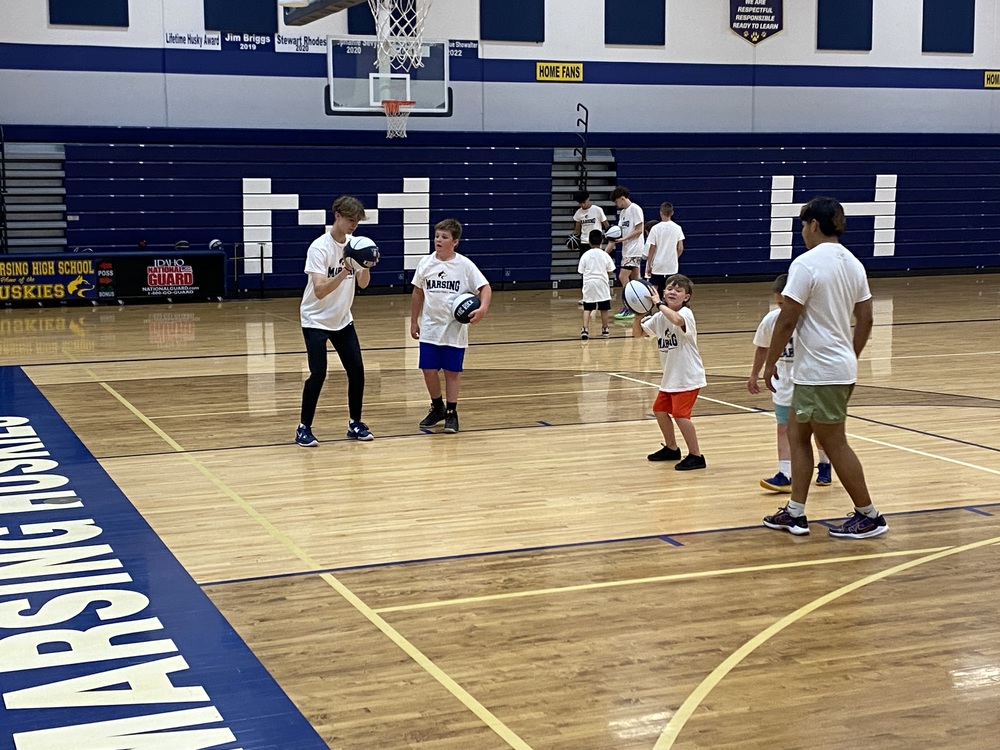 MarsingSports's tweet photo. MHS Boys Basketball Clinic https://t.co/mmserzRGxX https://t.co/gILqsUNvys