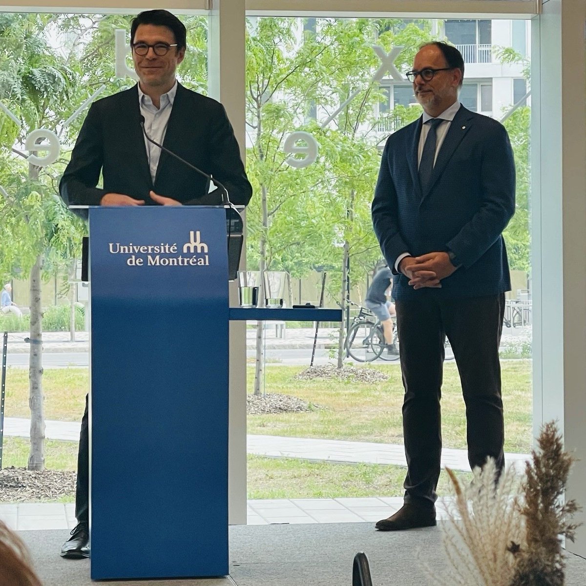 Jean-Frédéric Légaré-Tremblay (@jeanfrederic_lt) on Twitter photo Je suis immensément honoré d'avoir reçu le prix du <a href="/recteurJutras/">Daniel Jutras</a> de l'<a href="/UMontreal/">Université de Montréal</a> dans la catégorie «Valorisation de la langue française». Une récompense que je reçois comme un encouragement. Merci! nouvelles.umontreal.ca/article/2023/0… Je suis immensément honoré d'avoir reçu le prix du <a href="/recteurJutras/">Daniel Jutras</a> de l'<a href="/UMontreal/">Université de Montréal</a> dans la catégorie «Valorisation de la langue française». Une récompense que je reçois comme un encouragement. Merci! nouvelles.umontreal.ca/article/2023/0…