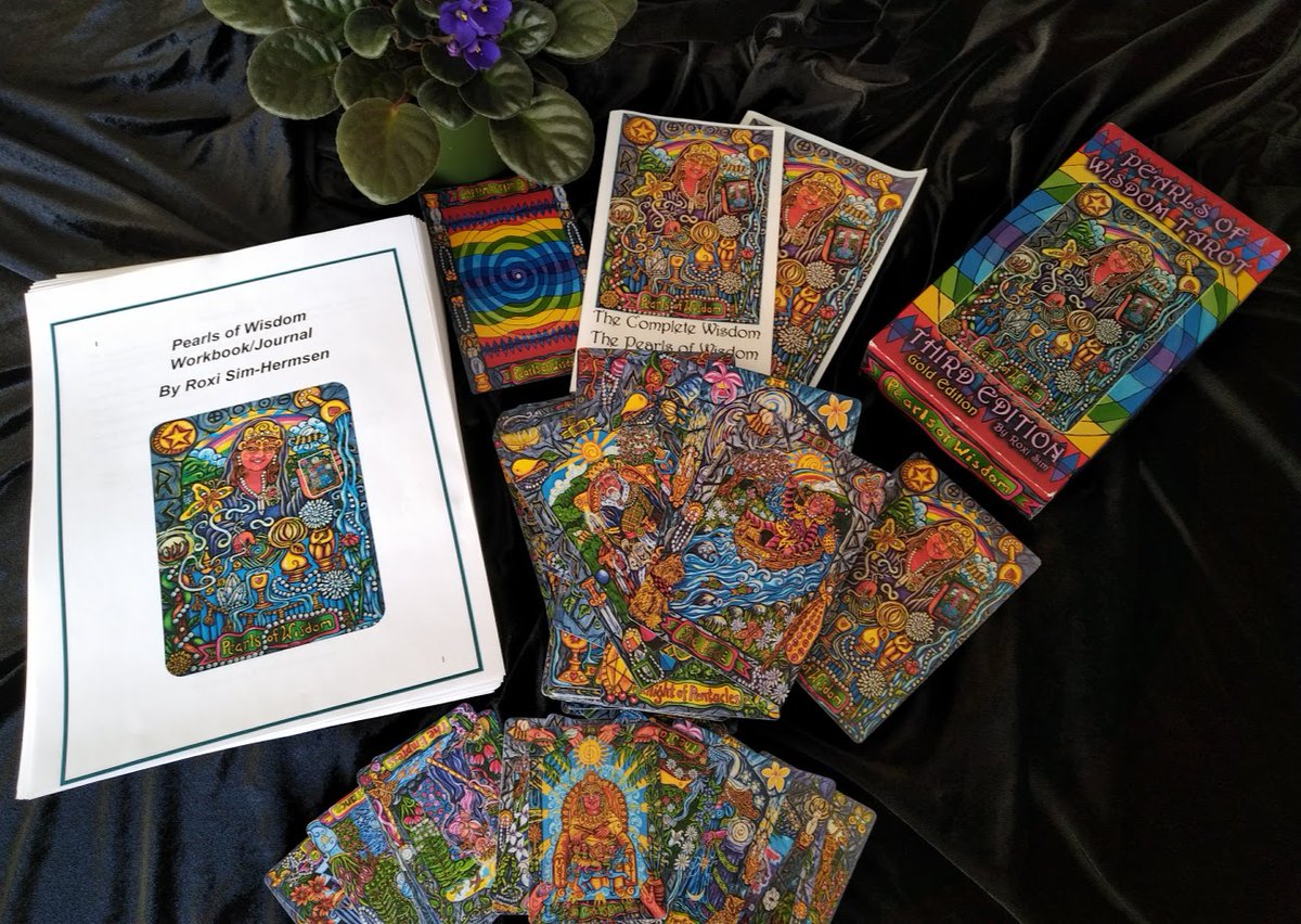 RoxiArtWork's tweet photo. https://t.co/TWHthJiROV workbook for Pearls of Wisdom Tarot, Major Arcana. #tarotlessons #tarotcourse #tarotinsights #tarotstudents #tarotdeepdive #tarotreaders #tarotcollectors #globalspiritualstudies #roxiartwork #pearlsofwisdomtarot https://t.co/F85UlVsQLw