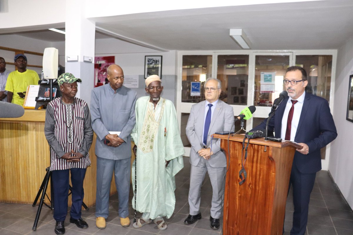 #Niger
Vernissage photo ce 13 juin au <a href="/ccfnjr/">@ccfnjeanrouch</a> de l'artiste burkibabè <a href="/warrenbsare/">Warren B Sare</a> présentant une série de portraits d'anciens combattants #Tirailleurs qu'il a réunis en sillonnant l'Afrique de l'ouest. L'objectif étant de "rendre visibles les invisibles". <a href="/ambafr_au_niger/">La France au Niger</a>
Ahmadou