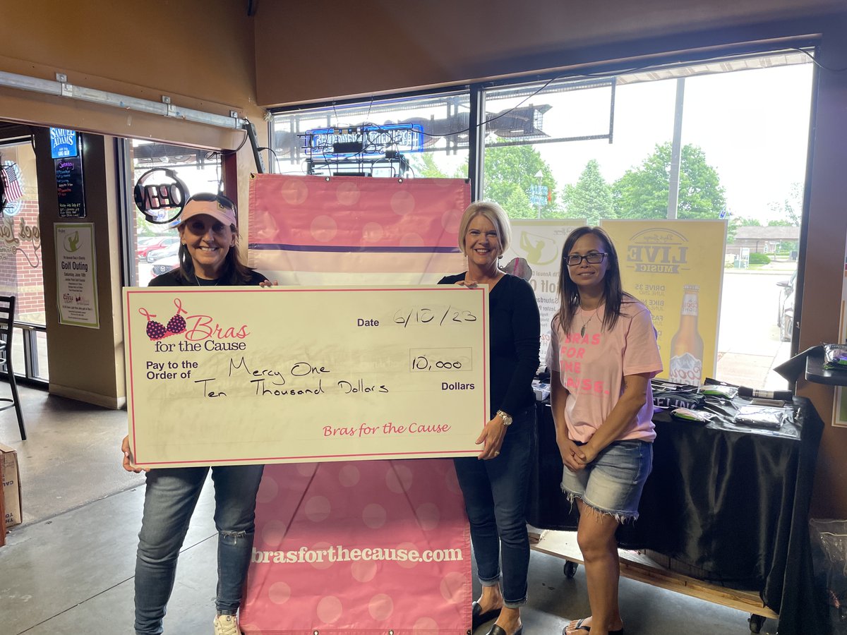 <a href="/GiveMercyOneDSM/">MercyOne Des Moines Foundation</a> received a $10,000 grant from <a href="/BrasfortheCause/">Bras for the Cause</a> to help fund breast cancer screenings for Iowans who are uninsured or underinsured. We thank <a href="/BrasfortheCause/">Bras for the Cause</a> for their continued support and generosity. #SupportMercyOneDSM