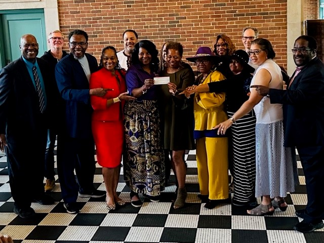 LLCoolK_4's tweet photo. Thank you to all who joined me this month at the Leaders Network Meeting! We discussed #Juneteenth and the 4 #ILBC Policy Pillars โ Criminal Justice Reform, Education and Workforce Development, Economic Access, Equity and Opportunity, and Health Care and Human Services. https://t.co/arxoiewkWG