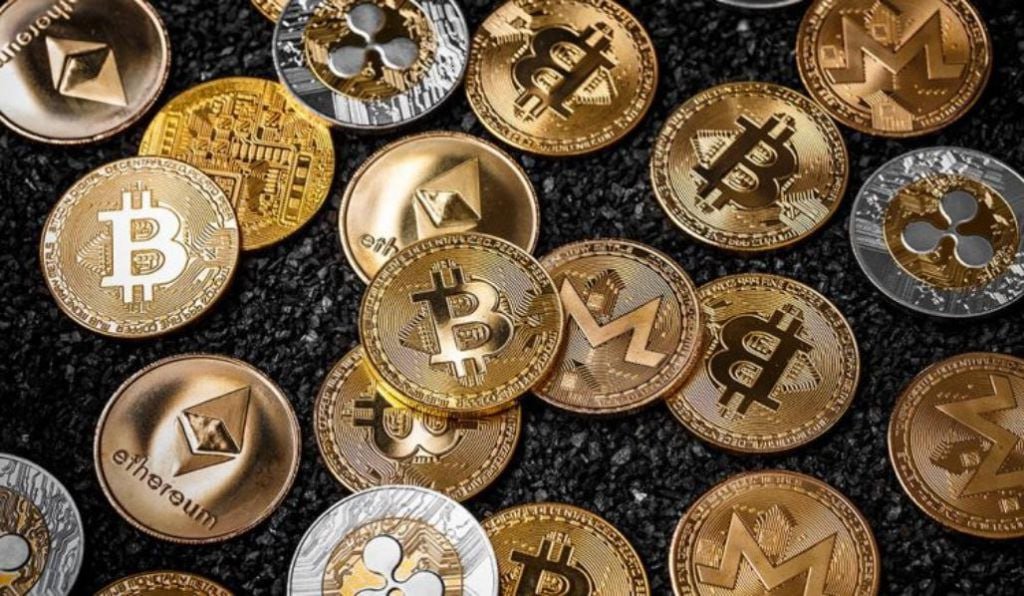 AustinCrowe68's tweet photo. The cryptocurrency market is currently facing headwinds, causing the altcoin market to be tested.
Key week for crypto markets, pressure builds
Bitcoin, Ethereum Need to Hold Support Levels
Otherwise, selling pressure lingers https://t.co/SE81PdBw8L