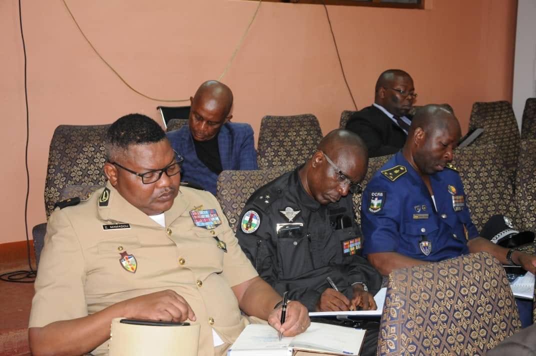 #Centrafrique : le Président de l'Autorité Nationale des Élections #ANE, M. #MOROUBA a affirmé au cours de la première réunion du comité stratégique d'appui à l'organisation du référendum constitutionnel que « l’ANE est techniquement prête pour le référendum constitutionnel ». Il