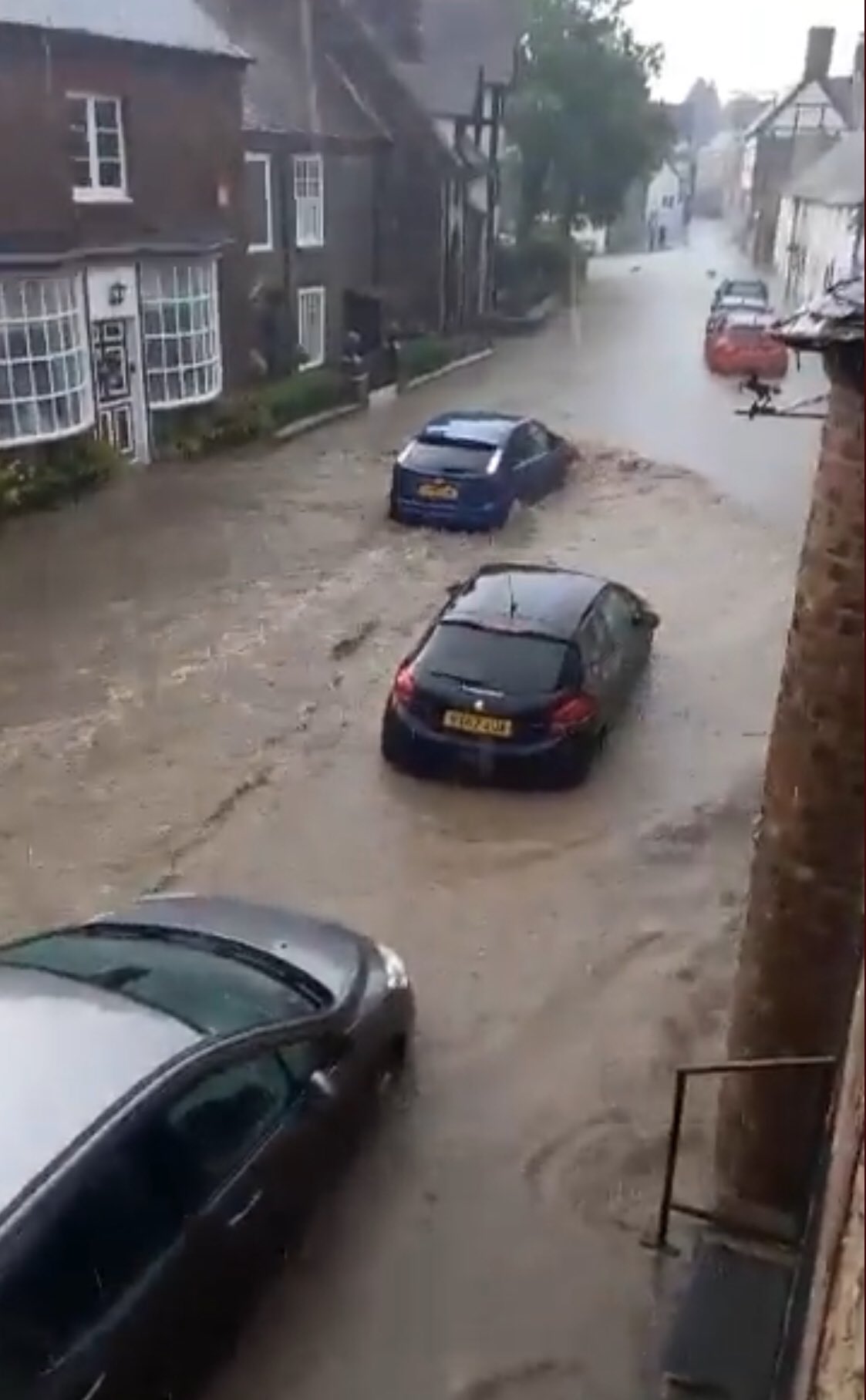Dave Throup on Twitter "Significant flooding in Much Wenlock last