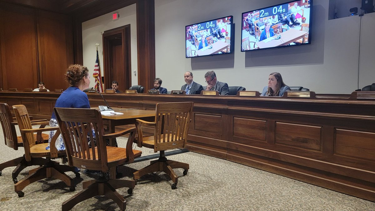 Today, I testified as a dv survivor and decades of advocacy for survivors in support of MA Bill S.1098, which, if passed, would make cutting off a GPS ankle monitor a felony. A common sense bill. 
#mapoli 
#DomesticViolence #Massachusetts