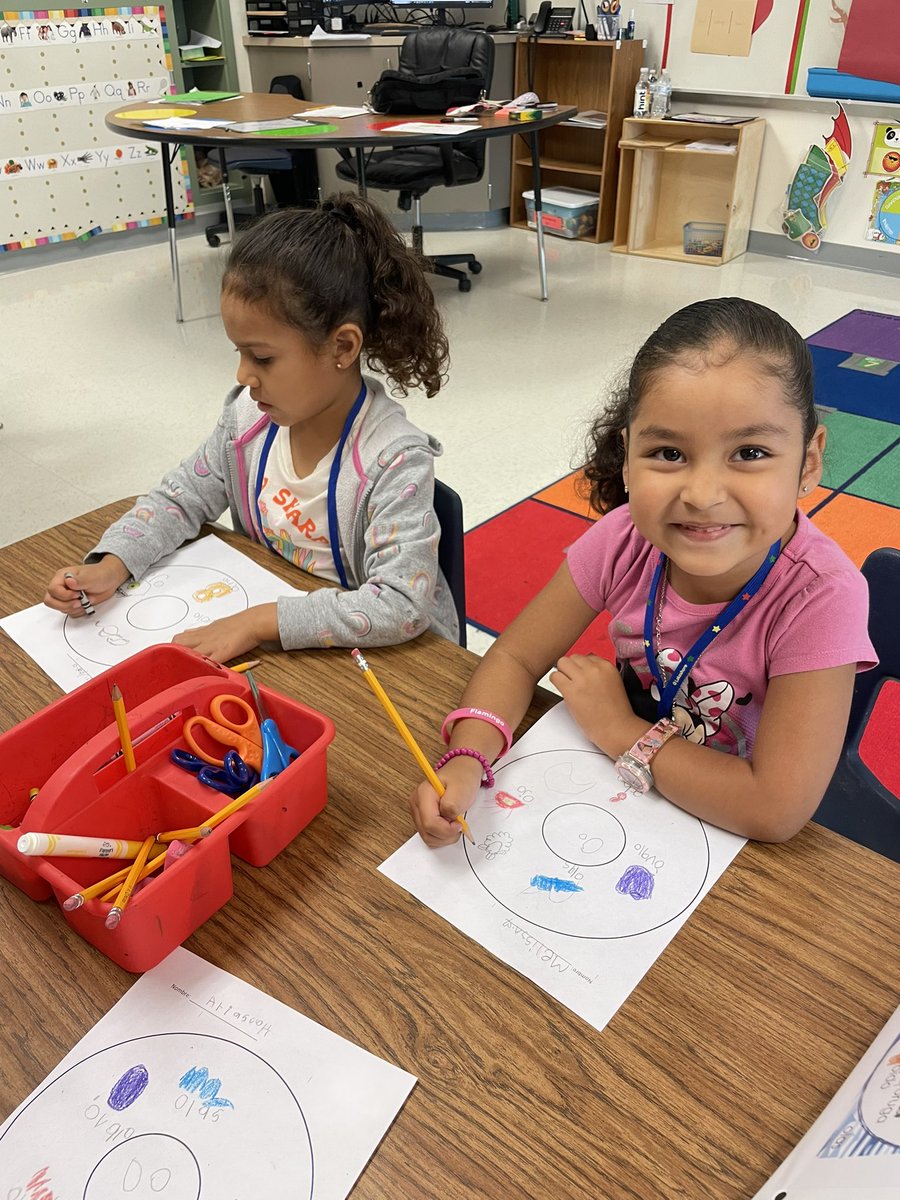 AnnetteBM's tweet photo. We love the EB Summer Learning Program with our Pre-k students! #gisdprek https://t.co/IVonIxe8Ol