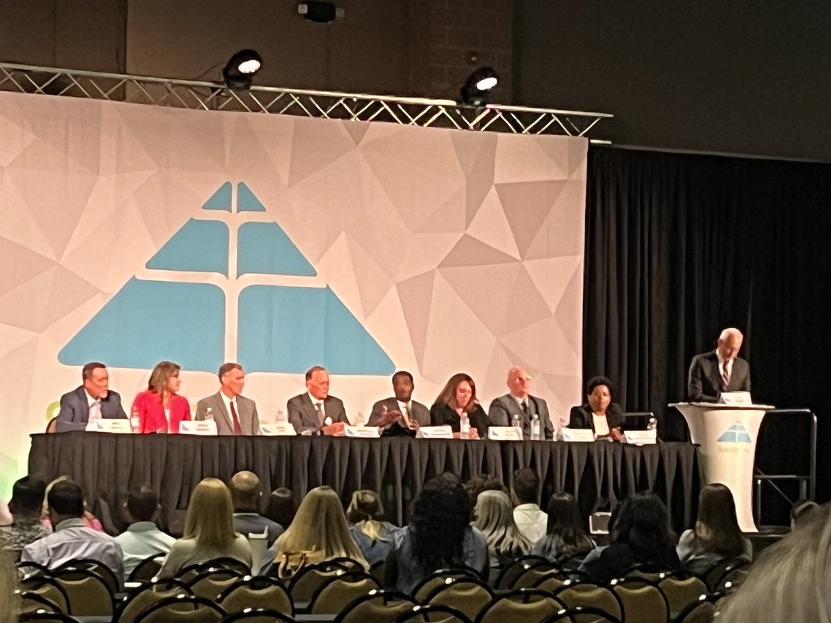 backstatic tweet media