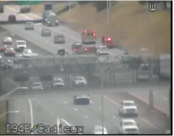 #Crash WB I-94 after Cadieux leaves ONLY the Right Lane open. #knowbeforeyougo #wwjtraffic #traffic LIVE> audacy.com/wwjnewsradio More: @Audacy @WWJ950 @AfternoonsWWJ @ajortiz3 @BrookeA_News @MPenaTraffic