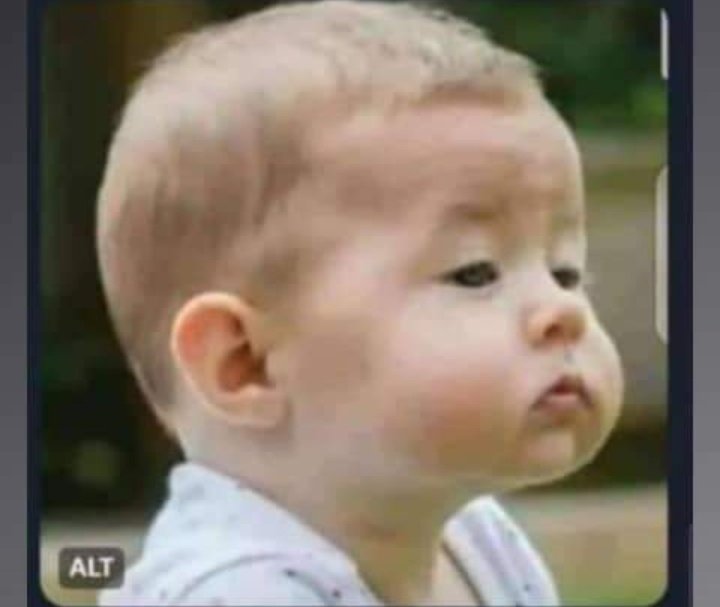 ogrambert18's tweet image. Mukanya banyibye phone mbaye nkibitekerezaho, nagatoki kange mba ndakabuze kubera fingerprint irimo 😢😢 nkore iki Koko 🤔🤔🤔🤔🤔