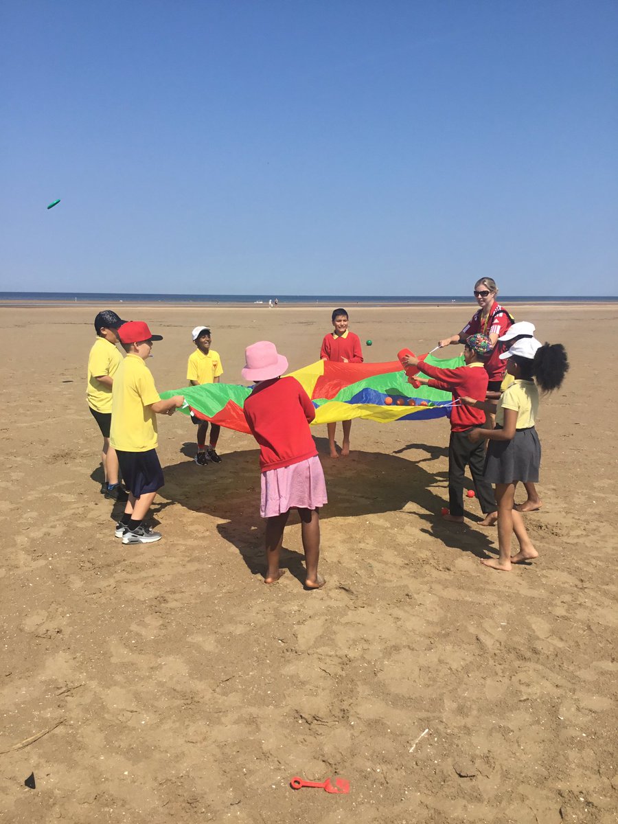 Year Four Phoenix Primary tweet media