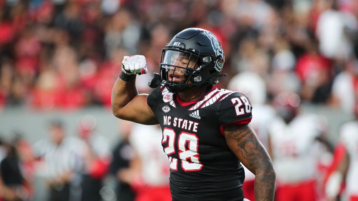 #AGTG I’m blessed to receive an offer from North Carolina State University #1Pack1Goal @MundysMillFB @CoachWill229 @Coach_dsmith @TankHighDemand @EarthwindM @RecruitGeorgia @CoachTonyGibson @MohrRecruiting @RivalsJohnson @RustyMansell_ @adamgorney