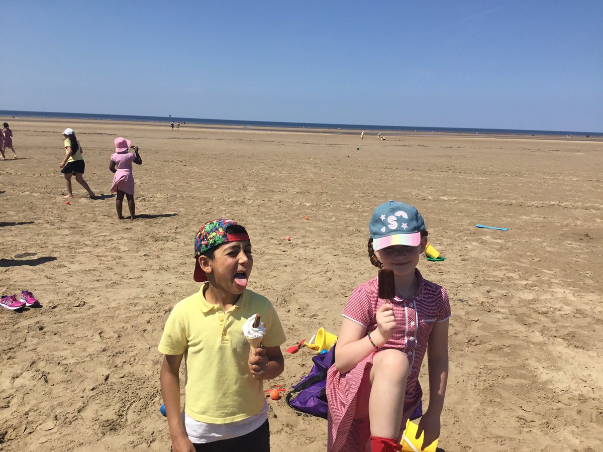 Year Four Phoenix Primary tweet media