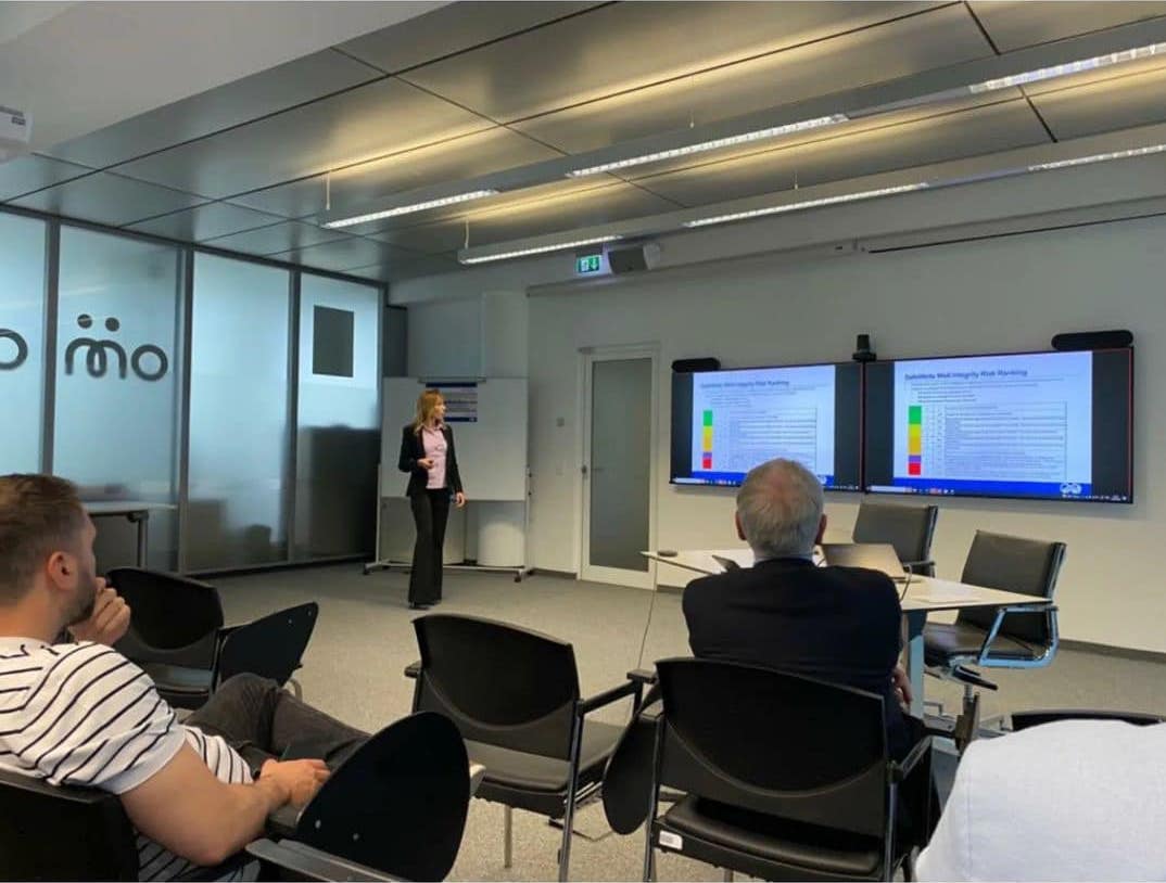 SPEtweets's tweet photo. 🎯 Empowering excellence, driving progress! Important conversations on Well Integrity Management took place at SPE Romania. Professionals from various companies shared their expertise. 

 #WeAreSPE #WellIntegrity #KnowledgeSharing  #MemberMonday
---
Repost from @speroyp https://t.co/htS67Hsd1j