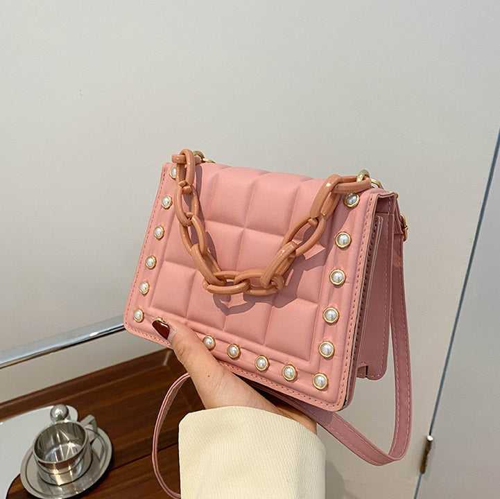 👙 Bags Handbags With Chain Shoulder Hand Bags Pearl Purses
👛 👢Stock code:  

#bag #baglover #bagsofinstagram #bags #bagsforsale #handbags #handbaglover #handbagseller #jewelry #ring #earring #necklace #bracelet