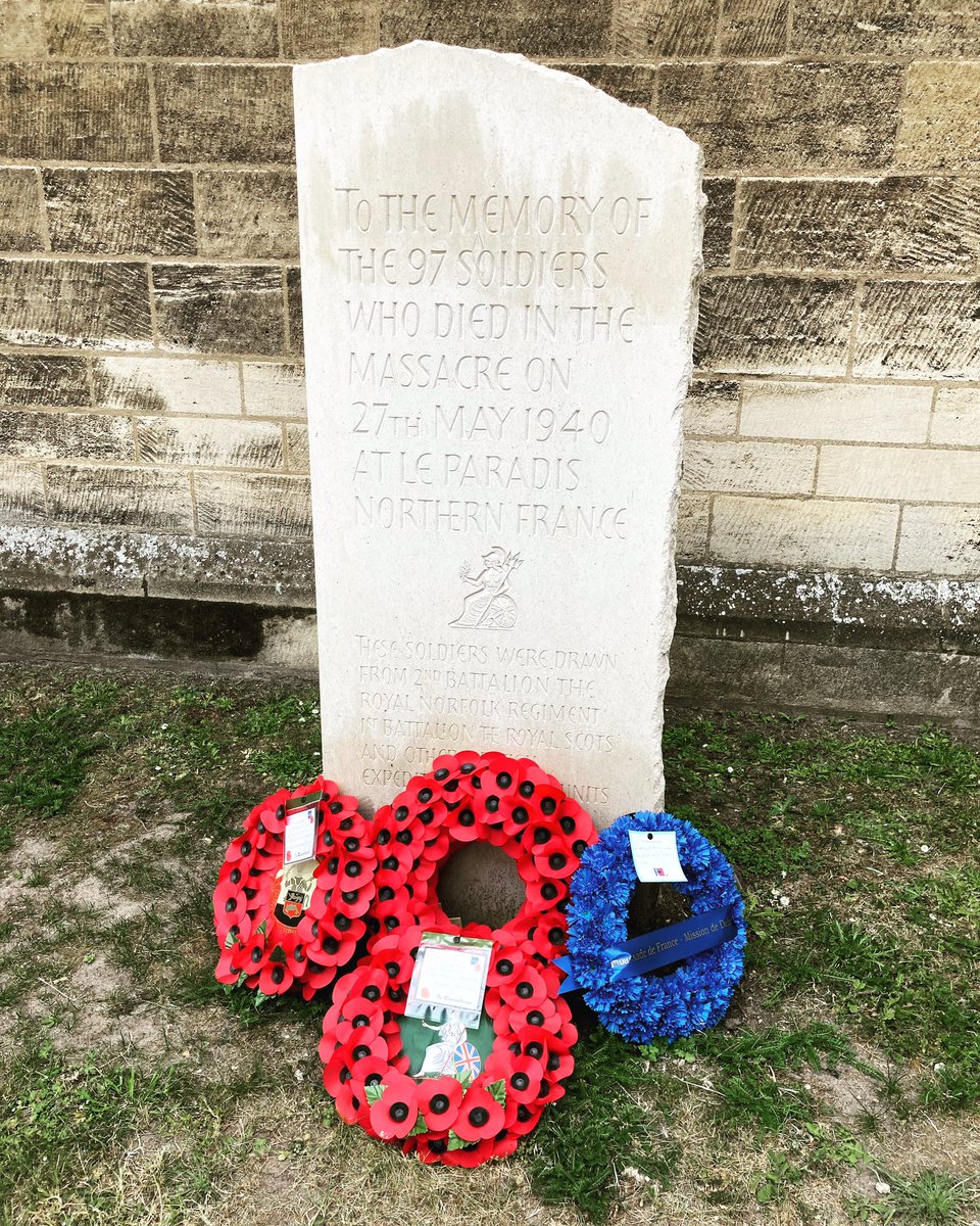 Found behind #Norwich Cathedral. Memorial to 97 men of #Norfolk Regiment massacred at Le Paradis in Northern France, defending the Dunkirk evac. In May 1940. Never knew this was here.

#History #WW2 #LocalHistory #NorfolkRegiment #Dunkirk #WorldWarTwo