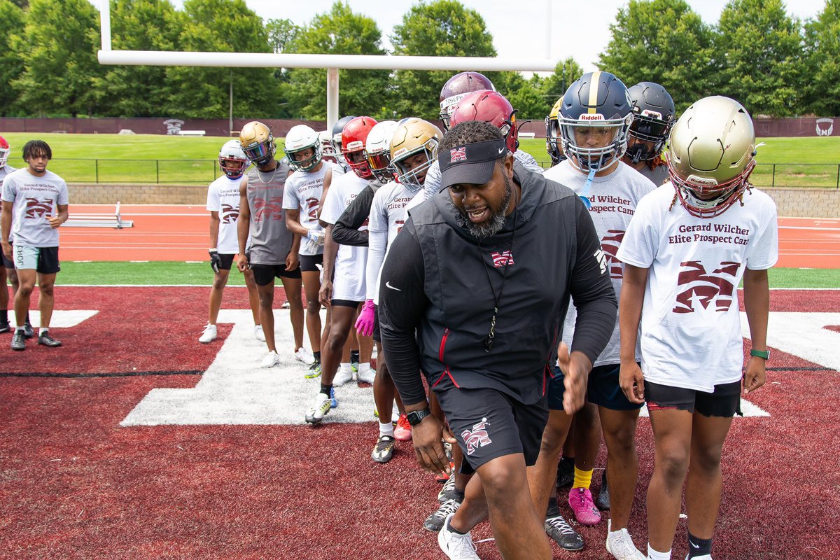 WilcherGerard's tweet photo. Great Day at Morehouse College! Over 200 Student Athletes working to be the best that they can be! Hands on instruction by the Morehouse Coaching Staff and 10 different Universities represented! Last chance to camp at Morehouse on 6/16!  @MFAA1867 @MorehouseFB #MorehouseRising https://t.co/XWA50Cykx3
